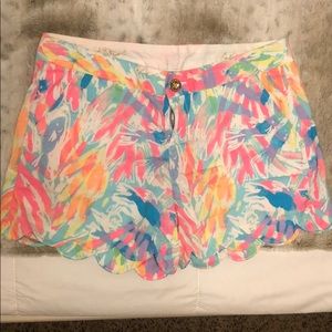 Lily Pulitzer the buttercup short 5” inseam